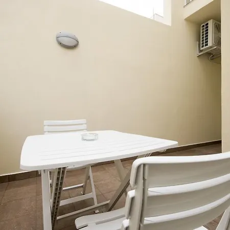 Apartman First Class Chezli By G&g Birżebbuġa