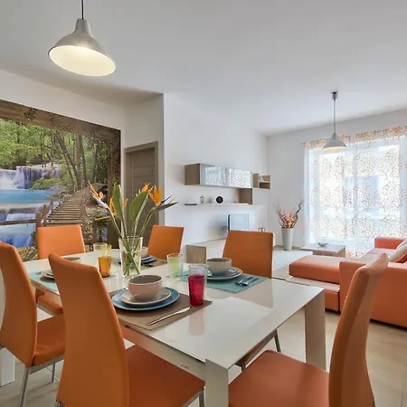 Apartman First Class Chezli By G&g *