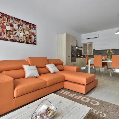 Apartman First Class Chezli By G&g Birżebbuġa