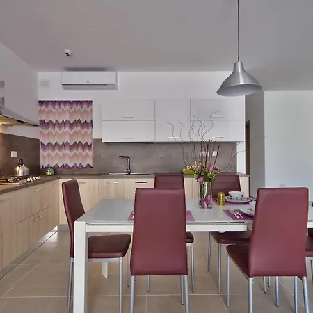 Apartman First Class Chezli By G&g Birżebbuġa
