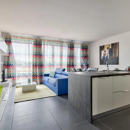 First Class Chezli By G&g Apartment *