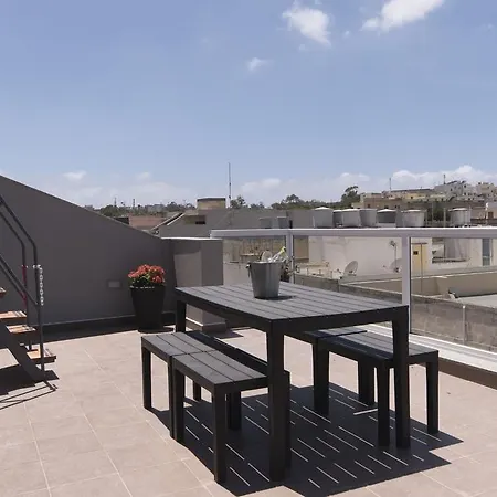 First Class Chezli By G&g Apartment